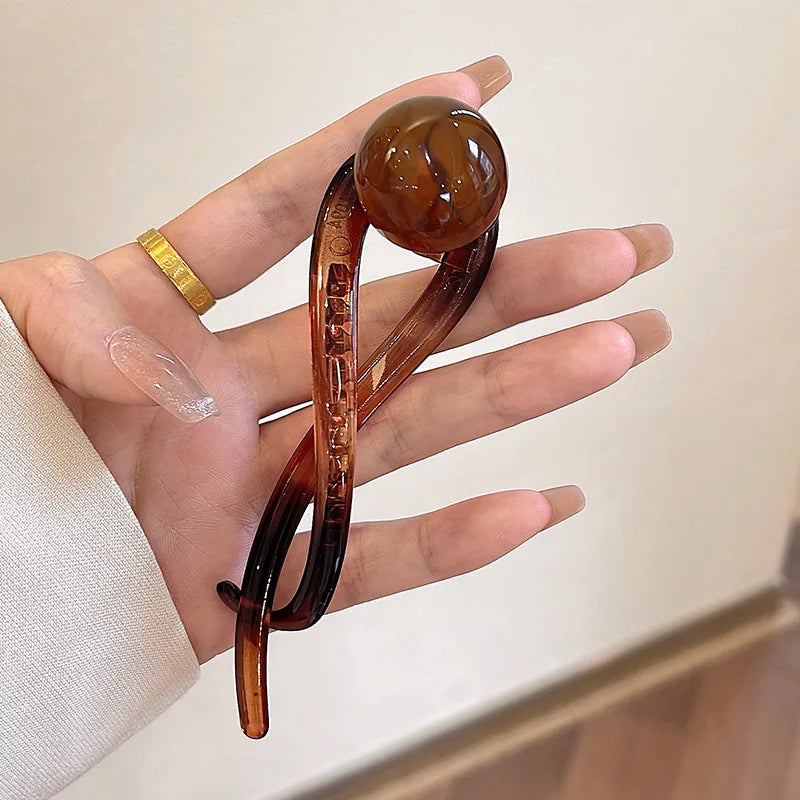 Twist Pearl Hair Clip