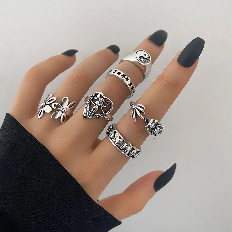 30-Piece Unique Rings Set