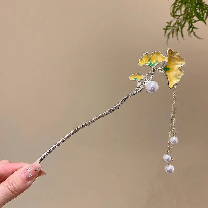 Floral Tassel Hairpin