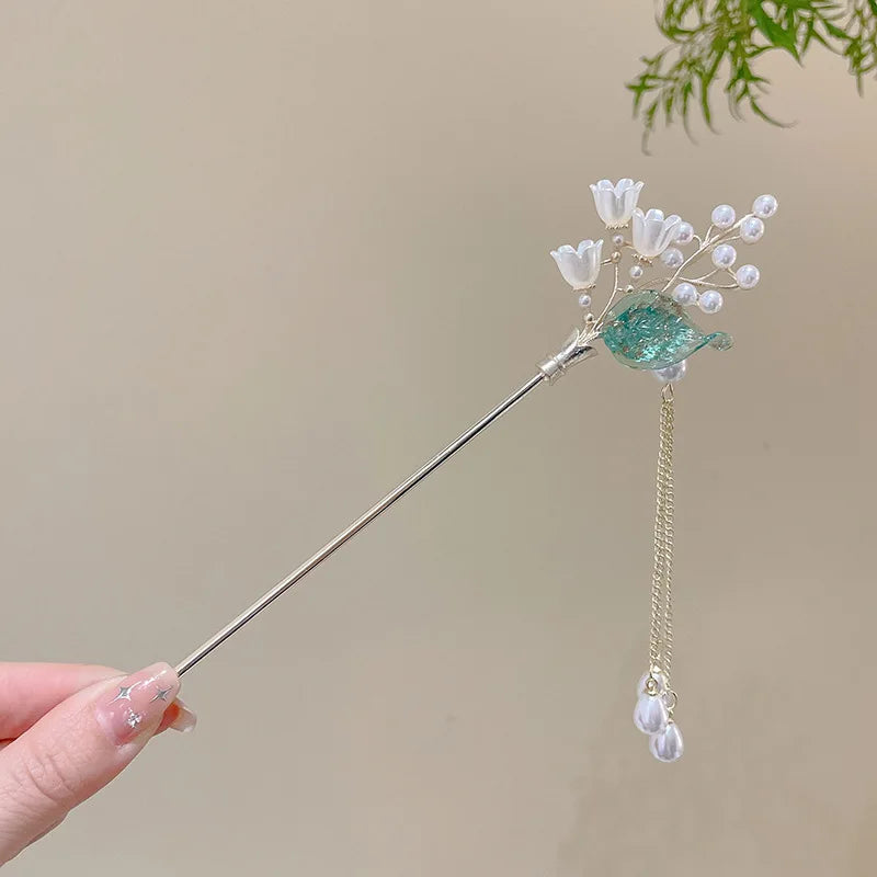Floral Tassel Hairpin