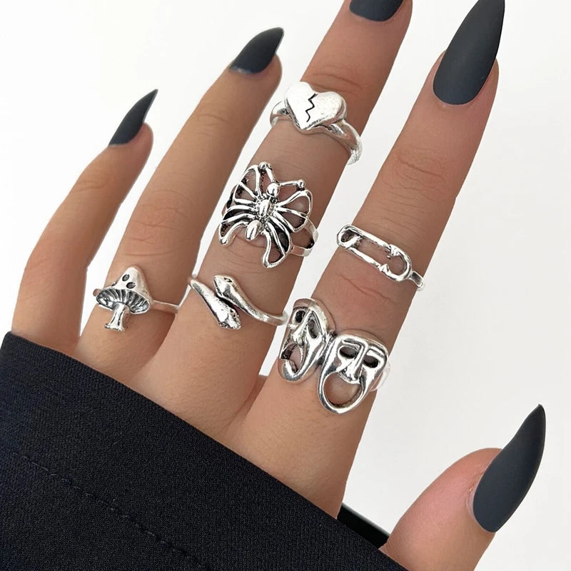 30-Piece Unique Rings Set