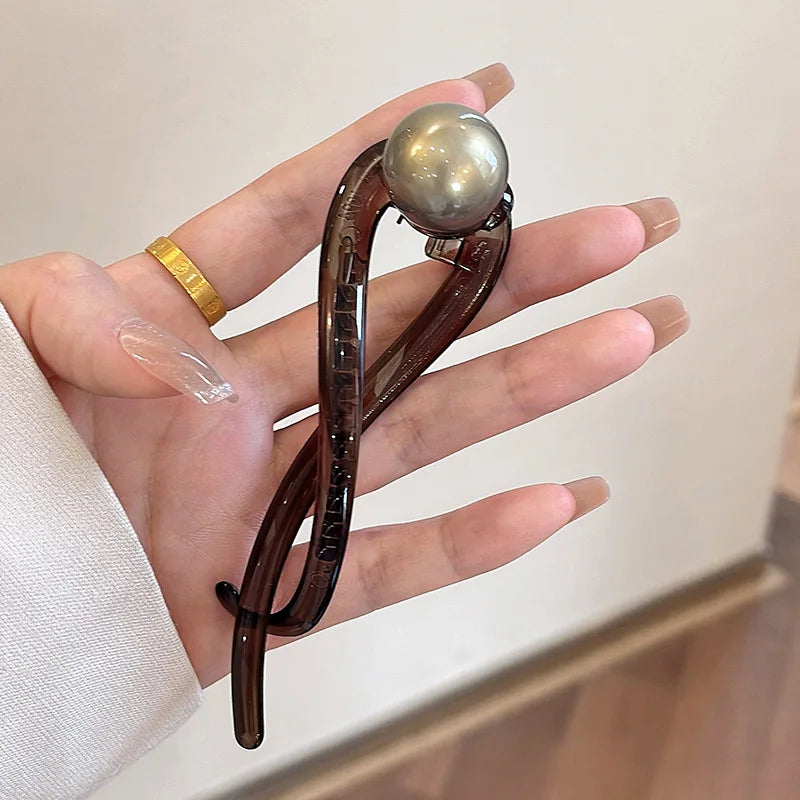 Twist Pearl Hair Clip