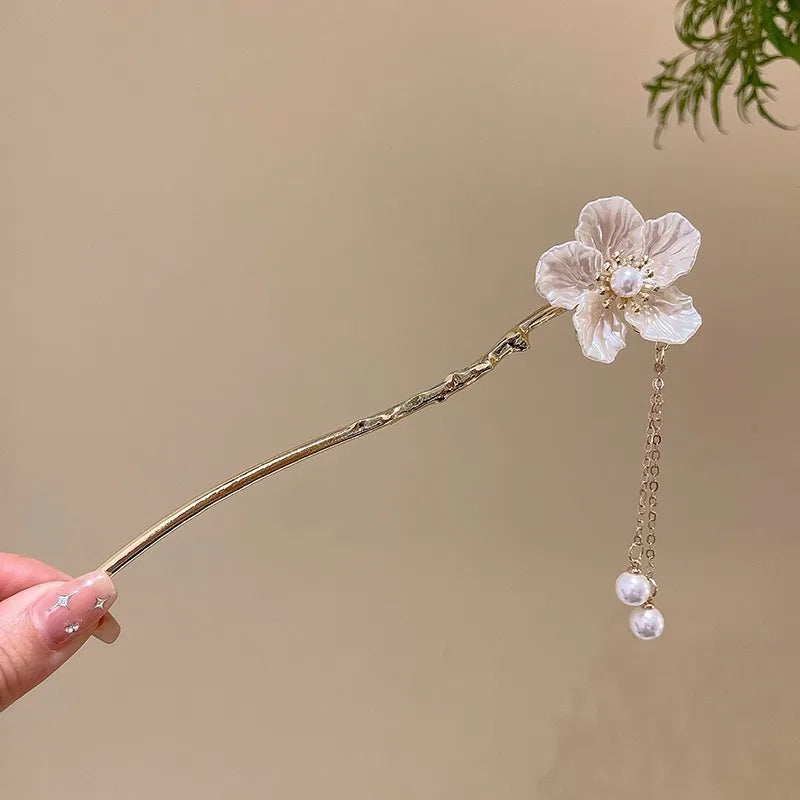 Floral Tassel Hairpin