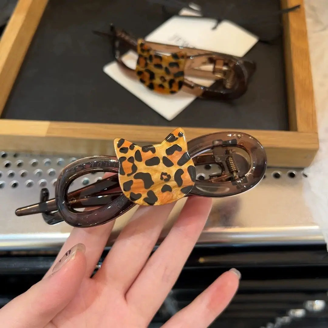 Twist Pearl Hair Clip